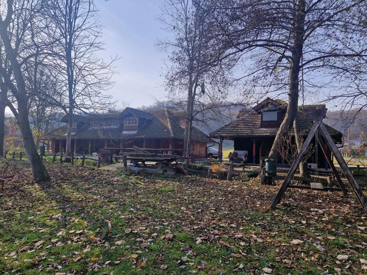 Villa Kumova Vodenica à Markova Crkva Extérieur photo