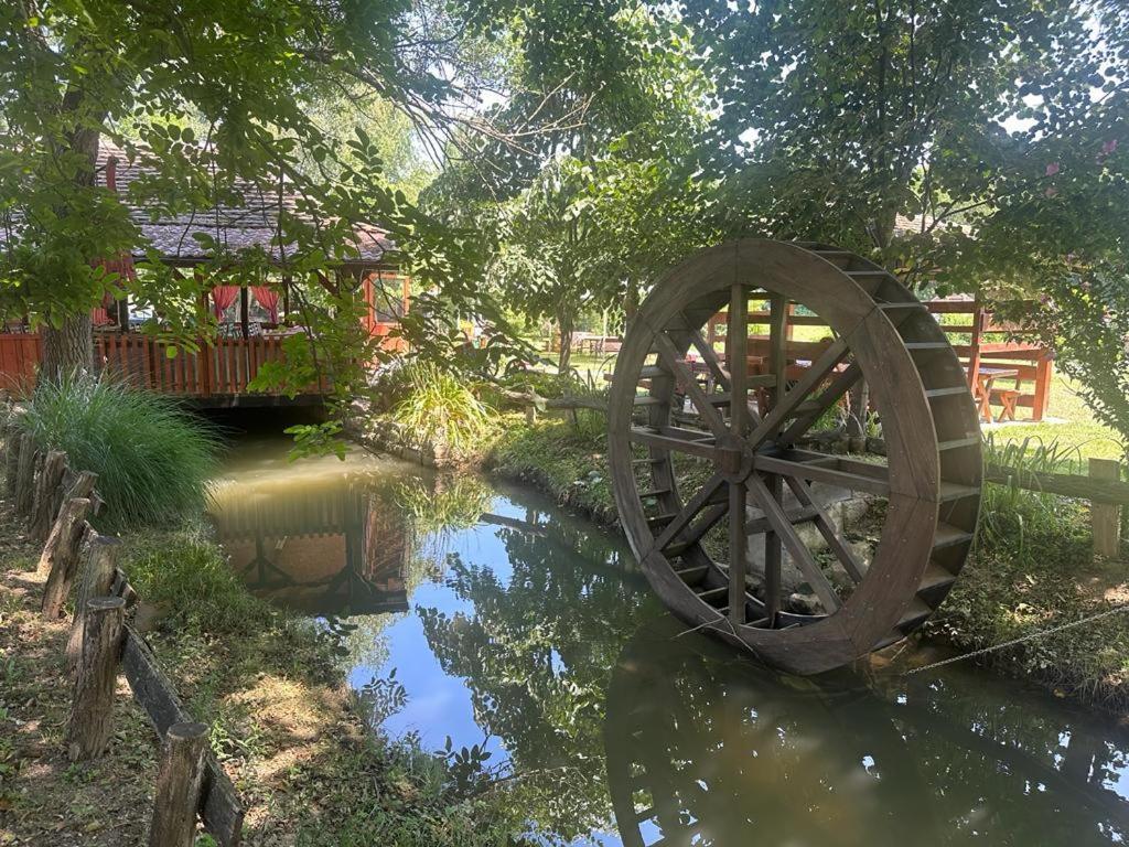 Villa Kumova Vodenica à Markova Crkva Extérieur photo